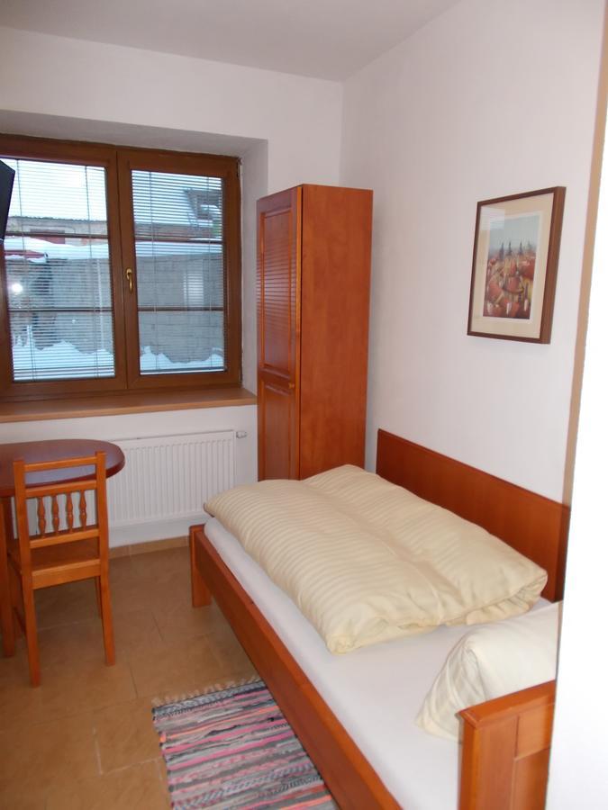 Hostinec U Janatu S Ubytovanim Cestin Exterior foto